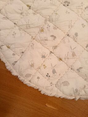 Pehr - Circular Quilted Baby Play Mat with Woodland Friends